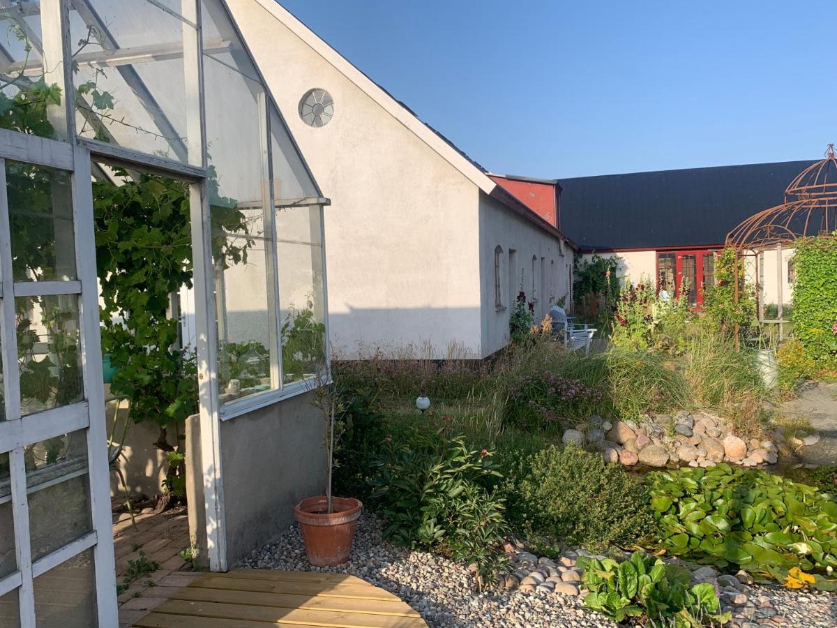 Strandbadsgarden B&B Löderup 외부 사진